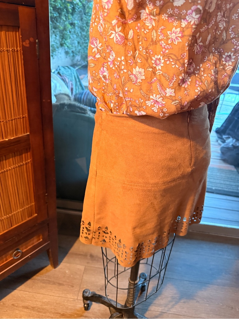 Rust Tan Suede Laser-Cut Mini Skirt - Picture 3 of 8
